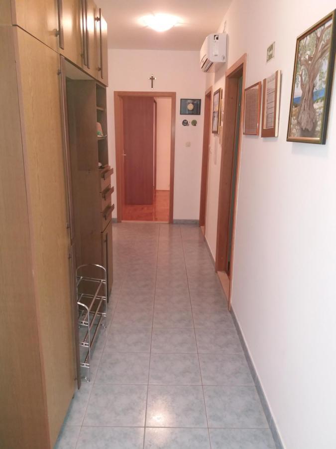 Apartment Meri Trogir Ngoại thất bức ảnh