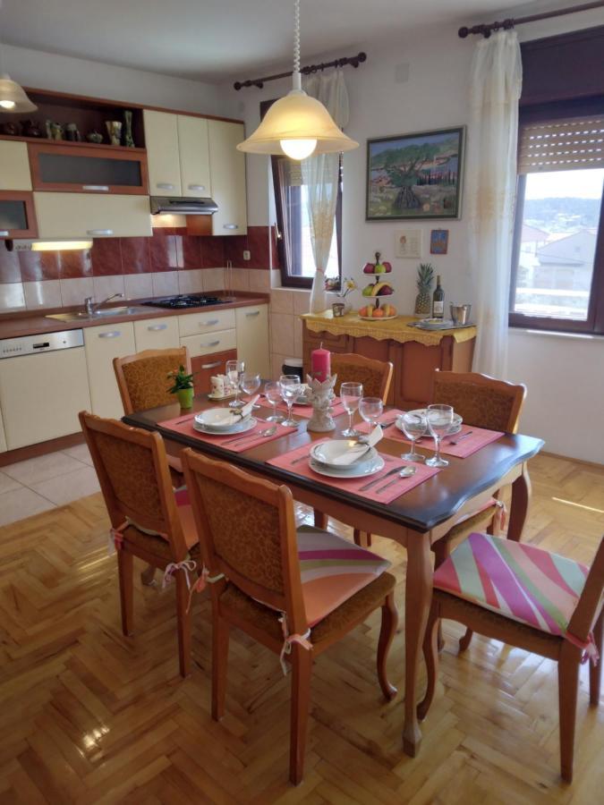 Apartment Meri Trogir Ngoại thất bức ảnh