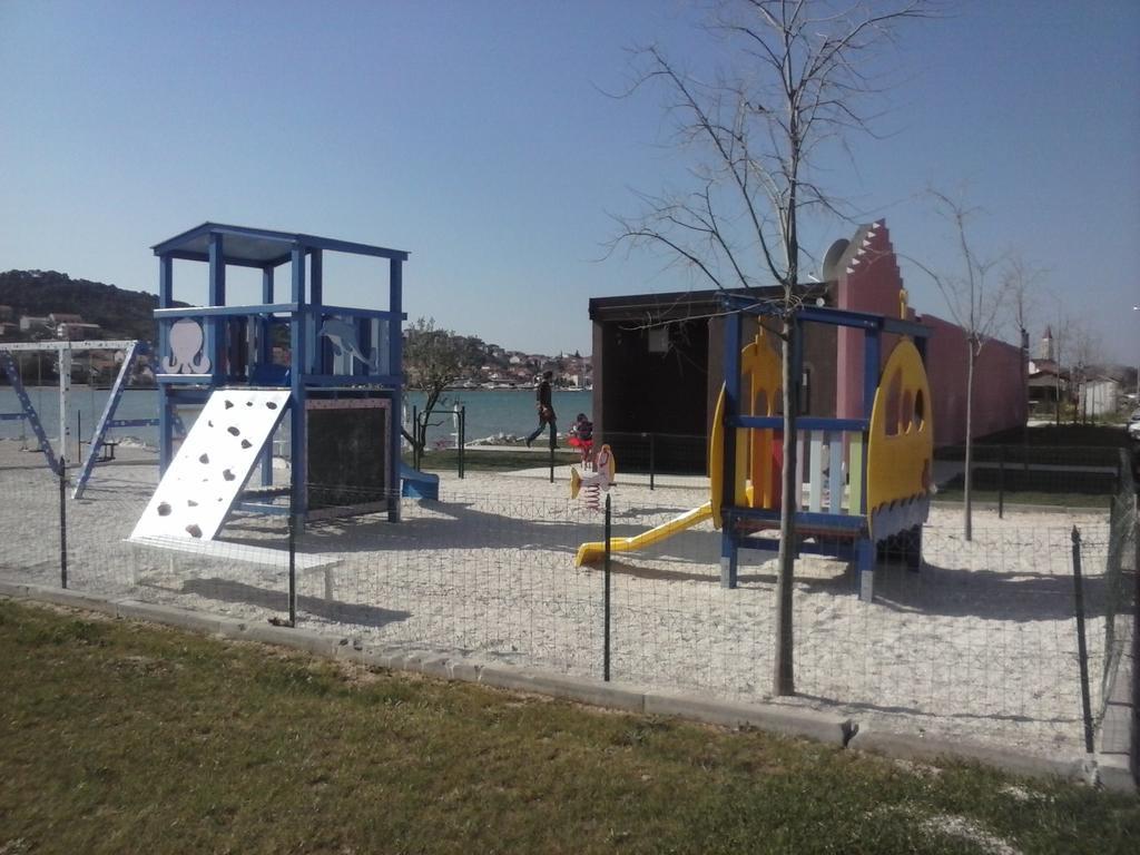 Apartment Meri Trogir Ngoại thất bức ảnh